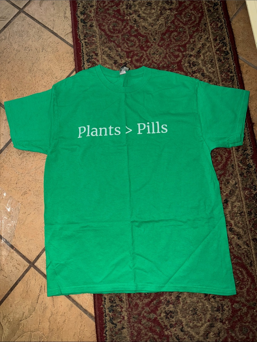 Gildan “Plants Are Greater Than Pills” Cotton Tee, Kelly Green, Size L, NWOT